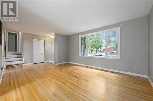 1060 Camelot Crescent, Sarnia, ON - Indoor Photo Showing Other Room