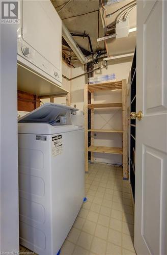 10 Ellen Street E Unit# 803, Kitchener, ON - Indoor Photo Showing Laundry Room