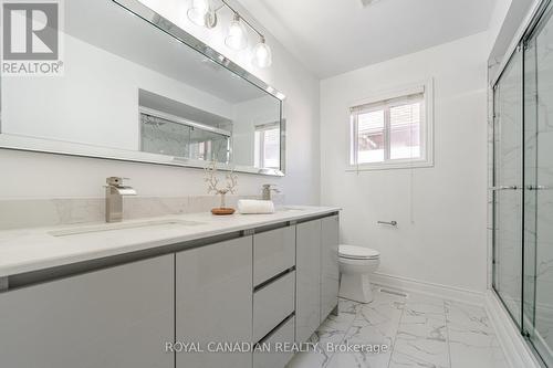 33 Rubysilver Drive, Brampton, ON - Indoor Photo Showing Bathroom