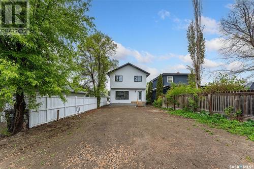 1308 14Th Street E, Saskatoon, SK - Outdoor