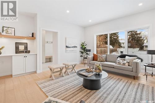 1308 14Th Street E, Saskatoon, SK - Indoor Photo Showing Living Room