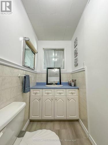 367 D'Iberville Avenue, Iroquois Falls, ON - Indoor Photo Showing Bathroom