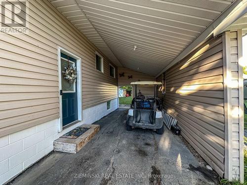 367 D'Iberville Avenue, Iroquois Falls, ON - Outdoor With Exterior