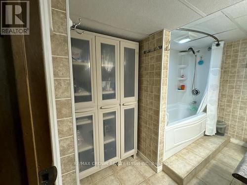 39 Houle Street, Hearst, ON - Indoor Photo Showing Bathroom