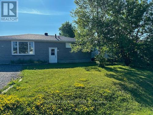 39 Houle Street, Hearst, ON - Outdoor