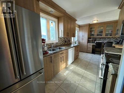 39 Houle Street, Hearst, ON - Indoor Photo Showing Kitchen With Double Sink