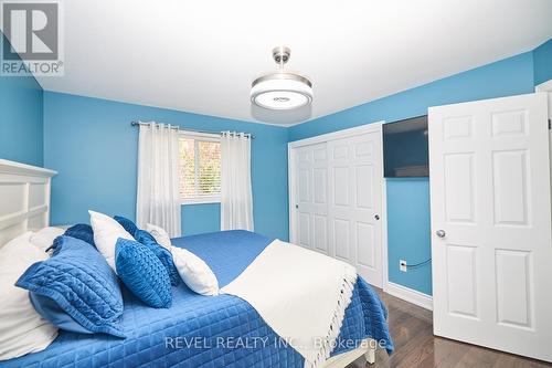 8159 Barrett Crescent, Niagara Falls, ON - Indoor Photo Showing Bedroom