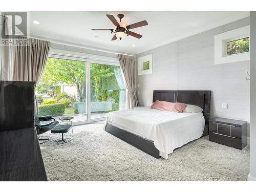 3908 Bluebird Road, Kelowna, BC - Indoor Photo Showing Bedroom