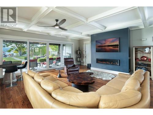 3908 Bluebird Road, Kelowna, BC - Indoor Photo Showing Living Room With Fireplace