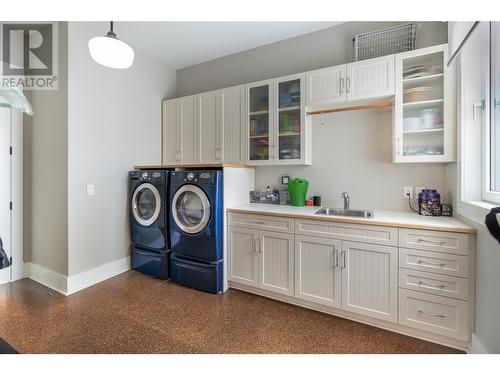 3908 Bluebird Road, Kelowna, BC - Indoor Photo Showing Laundry Room