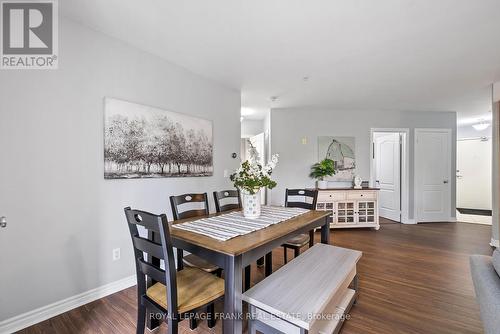 303 - 112 Simcoe Road, Bradford West Gwillimbury (Bradford), ON - Indoor Photo Showing Dining Room