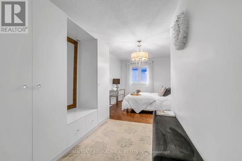 133 Arten Avenue, Richmond Hill, ON - Indoor