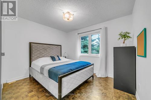 133 Arten Avenue, Richmond Hill, ON - Indoor Photo Showing Bedroom