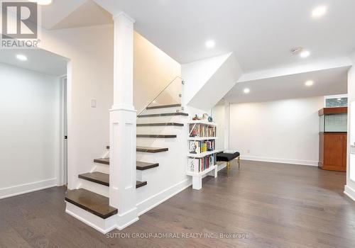 133 Arten Avenue, Richmond Hill, ON - Indoor Photo Showing Other Room