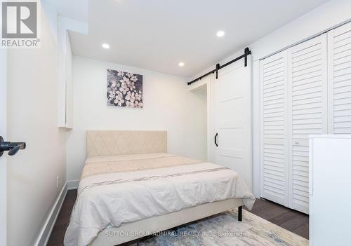 133 Arten Avenue, Richmond Hill, ON - Indoor Photo Showing Bedroom