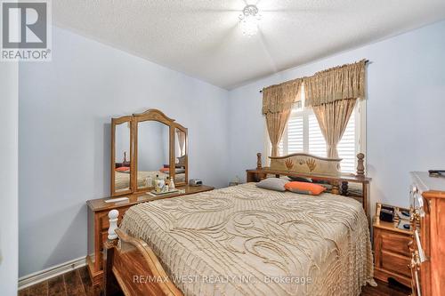 599 Fox Hollow Court, Woodstock, ON - Indoor Photo Showing Bedroom