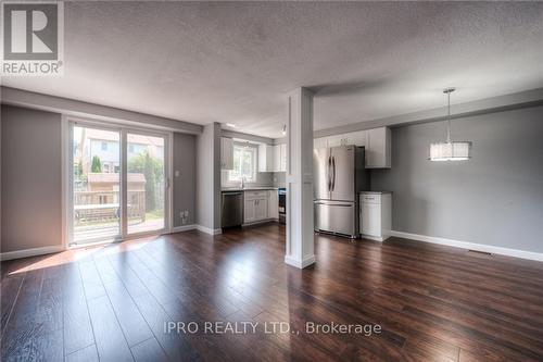 298 Activa Avenue, Kitchener, ON - Indoor