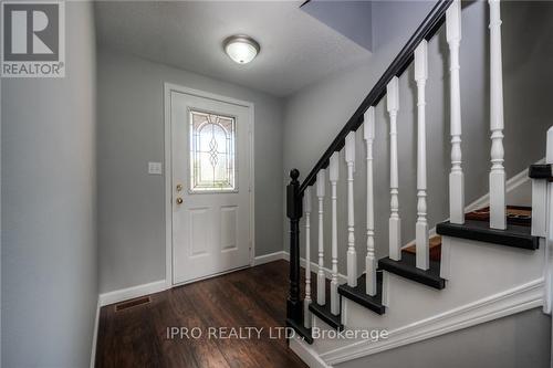 298 Activa Avenue, Kitchener, ON - Indoor Photo Showing Other Room