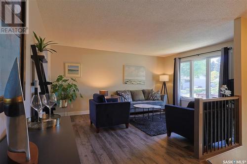 1526 Helme Crescent, Prince Albert, SK - Indoor Photo Showing Living Room