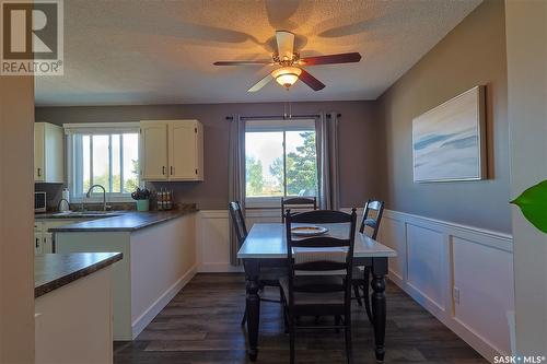 1526 Helme Crescent, Prince Albert, SK - Indoor Photo Showing Dining Room