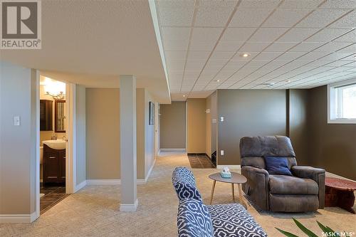 1526 Helme Crescent, Prince Albert, SK - Indoor