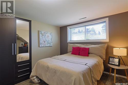 1526 Helme Crescent, Prince Albert, SK - Indoor Photo Showing Bedroom