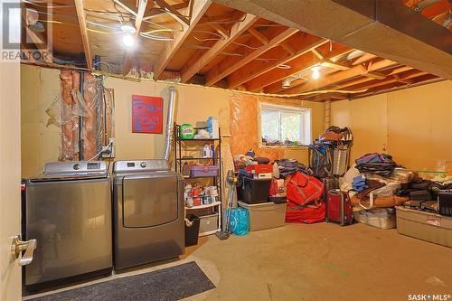 1526 Helme Crescent, Prince Albert, SK - Indoor Photo Showing Laundry Room