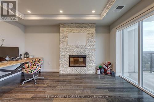 2402 - 505 Talbot Street, London, ON - Indoor With Fireplace