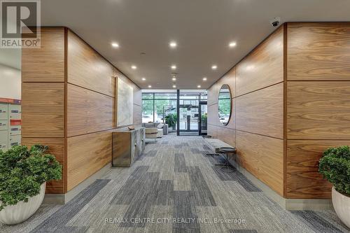 Lobby - 2402 - 505 Talbot Street, London, ON - Indoor Photo Showing Other Room