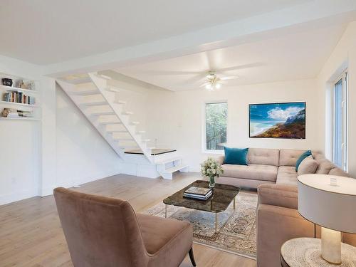 Salon - 45 Rue Du Parc-Woodland, Léry, QC - Indoor Photo Showing Living Room