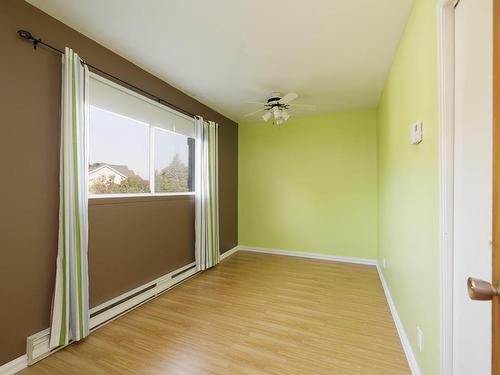 Chambre Ã Â coucher - 45 Rue Du Parc-Woodland, Léry, QC - Indoor Photo Showing Other Room