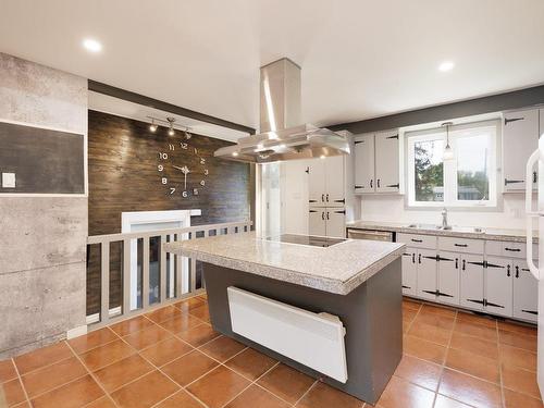 Kitchen - 45 Rue Du Parc-Woodland, Léry, QC - Indoor Photo Showing Kitchen