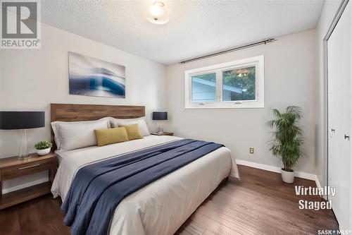 345 Haviland Crescent, Saskatoon, SK - Indoor Photo Showing Bedroom