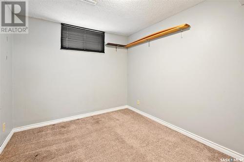 345 Haviland Crescent, Saskatoon, SK - Indoor Photo Showing Other Room