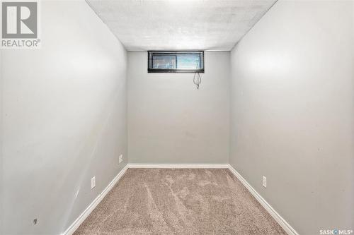 345 Haviland Crescent, Saskatoon, SK - Indoor Photo Showing Other Room