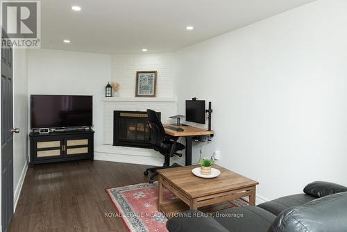 32 Clarridge Court, Brampton, ON - Indoor Photo Showing Living Room With Fireplace