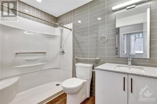 150 Rossignol Drive Unit#L18, Ottawa, ON - Indoor Photo Showing Bathroom