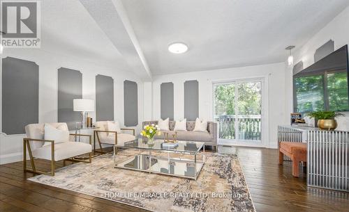 1491 Finch Avenue, Pickering, ON - Indoor Photo Showing Living Room