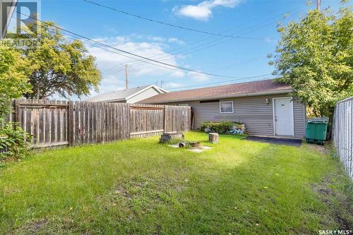 412 D Avenue S, Saskatoon, SK - Outdoor