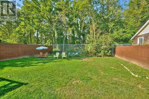 5737 Brookfield Avenue, Niagara Falls, ON - Outdoor