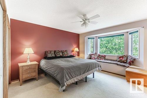 2944 41 Av Nw, Edmonton, AB - Indoor Photo Showing Bedroom