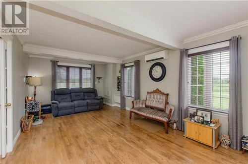 2400 Rout 950, Shemogue, NB - Indoor Photo Showing Living Room