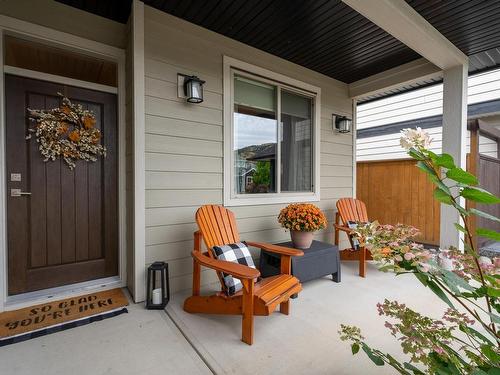 733 Hayward Place, Kamloops, BC - Outdoor With Deck Patio Veranda With Exterior