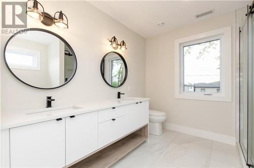 9 Balfour Court, Moncton, NB - Indoor Photo Showing Bathroom