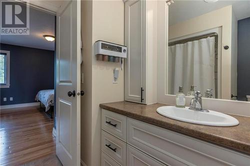 54 Mccoy Street, Moncton, NB - Indoor Photo Showing Bathroom