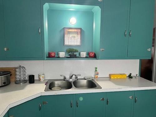 772 304Th Street, Kimberley, BC - Indoor Photo Showing Kitchen With Double Sink