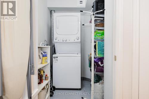 302 - 3181 Bayview Avenue, Toronto, ON - Indoor Photo Showing Laundry Room