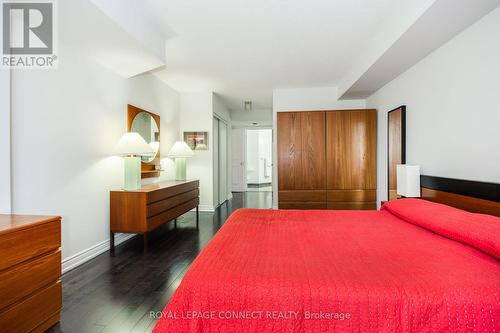 302 - 3181 Bayview Avenue, Toronto, ON - Indoor Photo Showing Bedroom