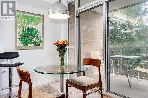 302 - 3181 Bayview Avenue, Toronto, ON - Indoor Photo Showing Dining Room