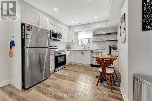 157 Terrace Hill Street, Brantford, ON - Indoor Photo Showing Kitchen